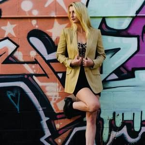 Meet your Posher, Camille